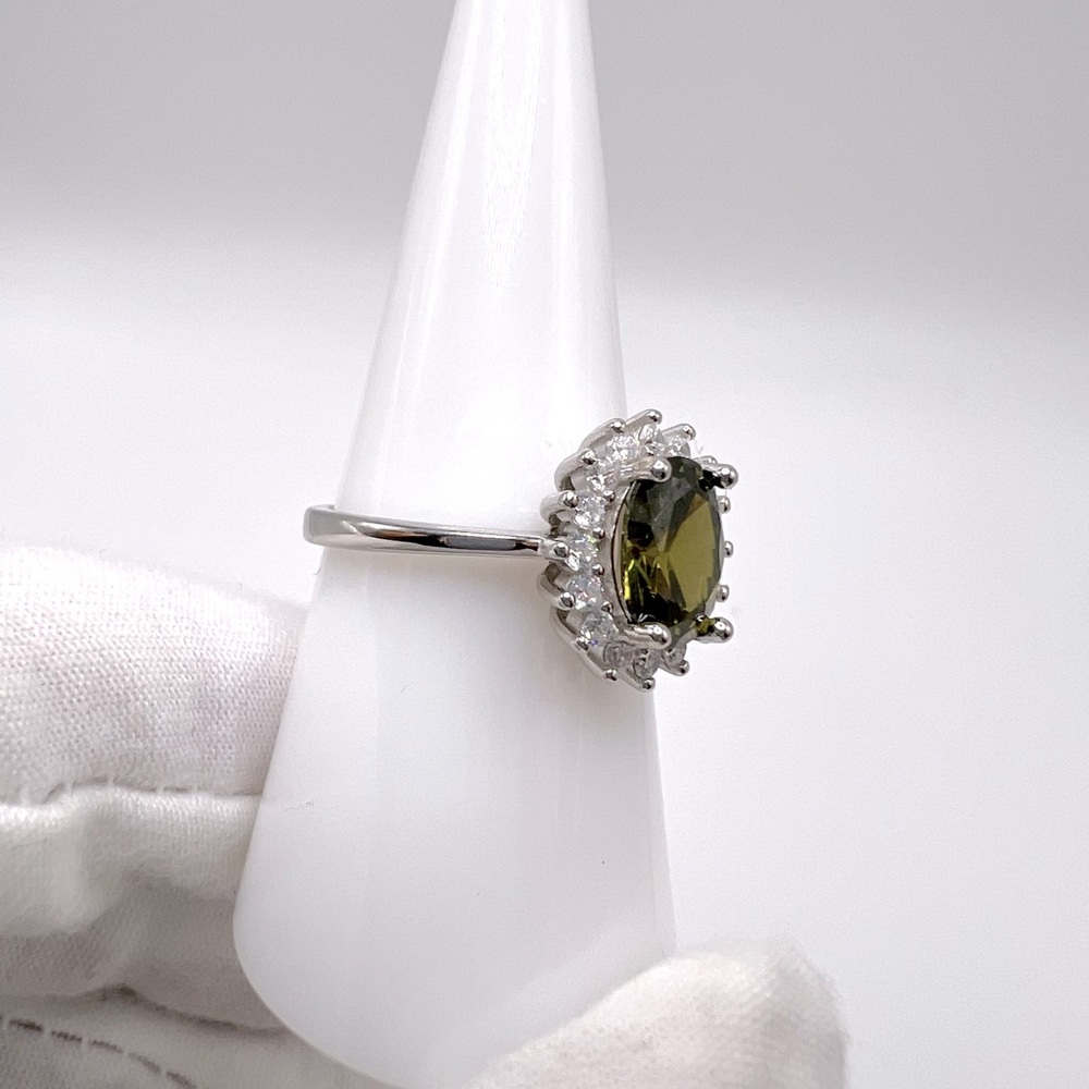 .925 Sterling Silver Peridot Cz & Clear Cz Ring - Picture 7 of 17